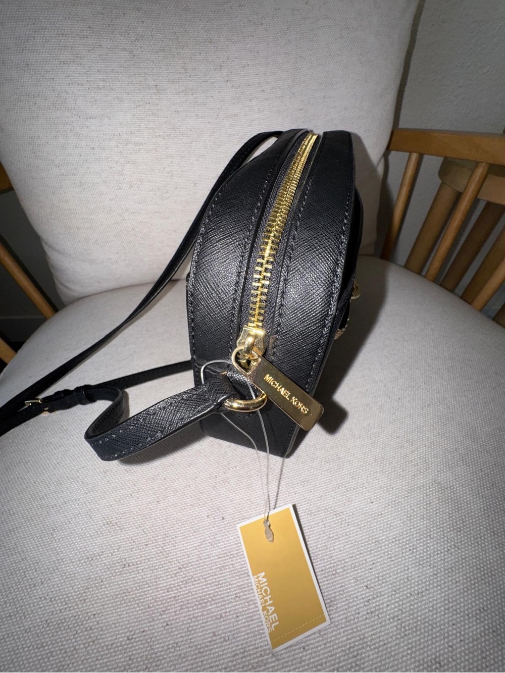 New Michael Kors Women's Black Leather East West Chain Crossbody Camera Bag NWT - Picture 8 of 13